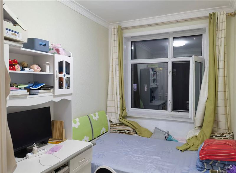 出售東方名苑5樓