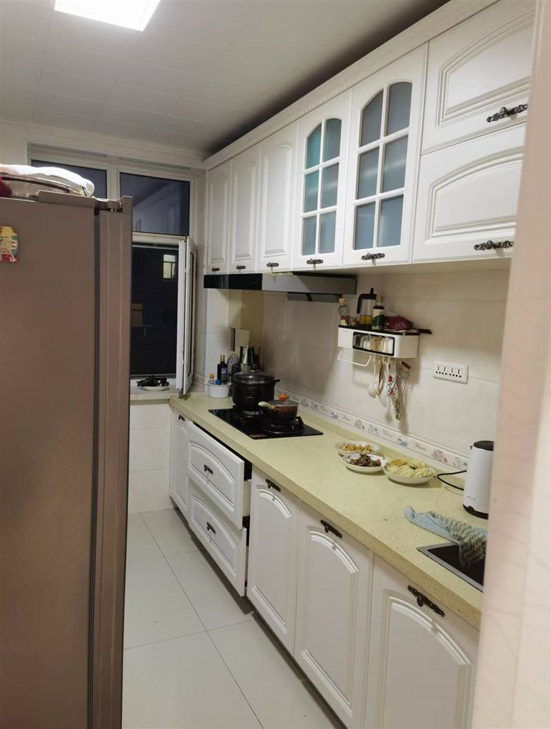 出售東方名苑5樓