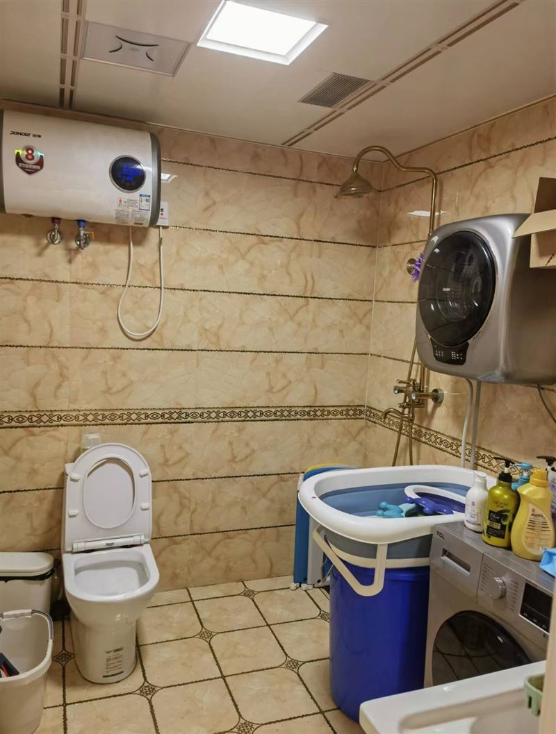 出售東方名苑5樓