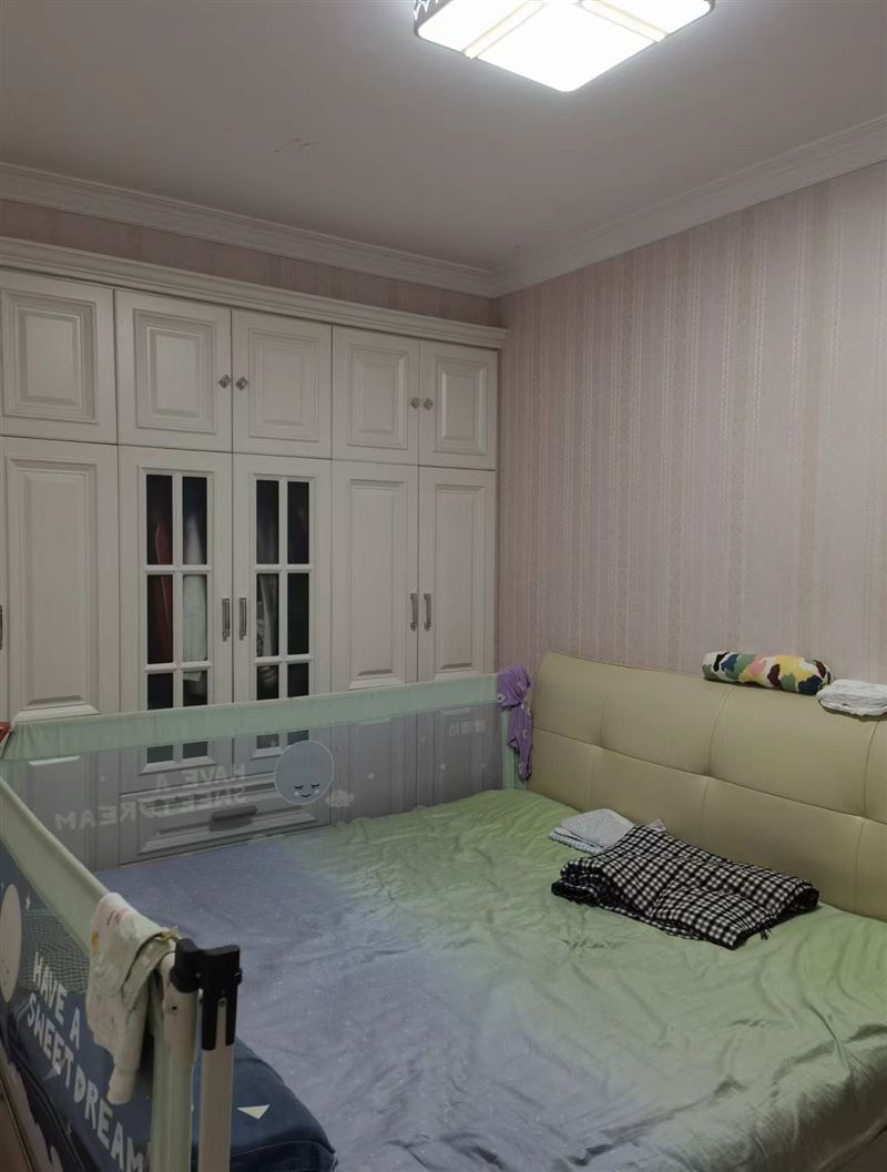 出售東方名苑5樓