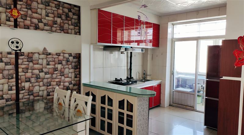 吉賣朝陽小區(qū)6樓