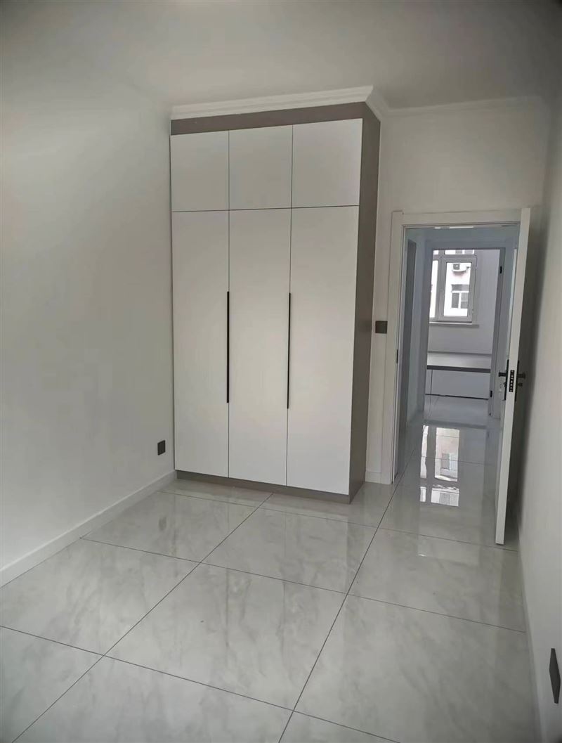 金廈家園2樓全新精裝賣樓