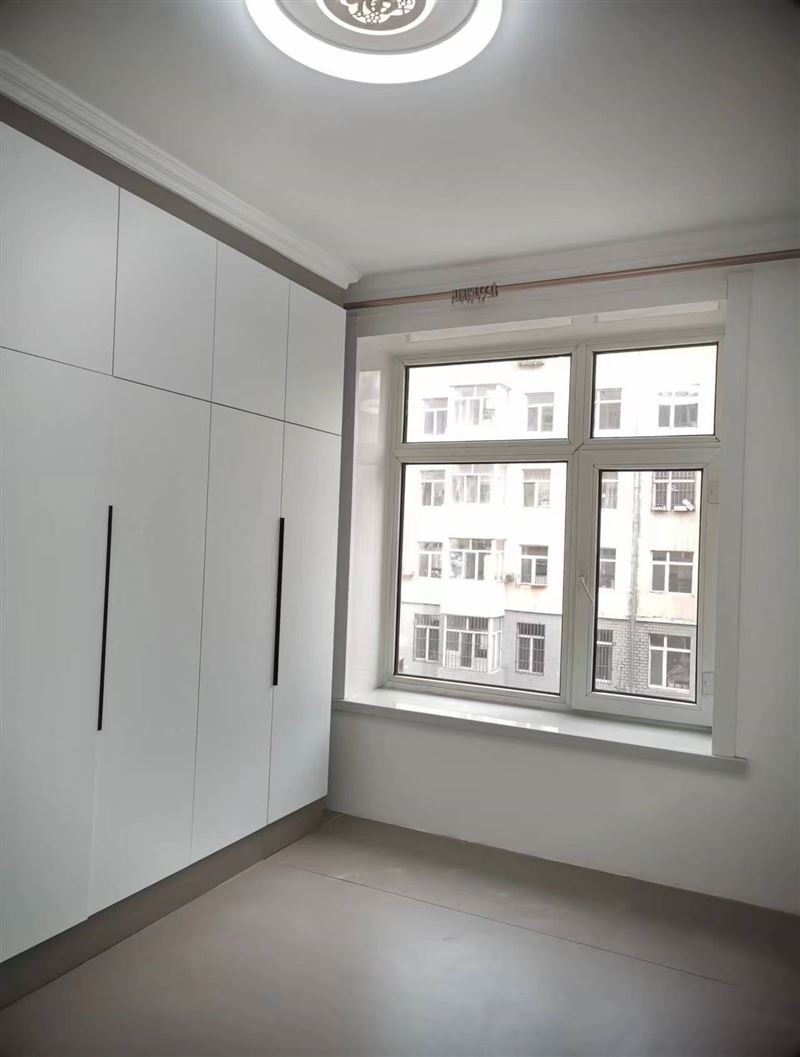 金廈家園2樓全新精裝賣樓