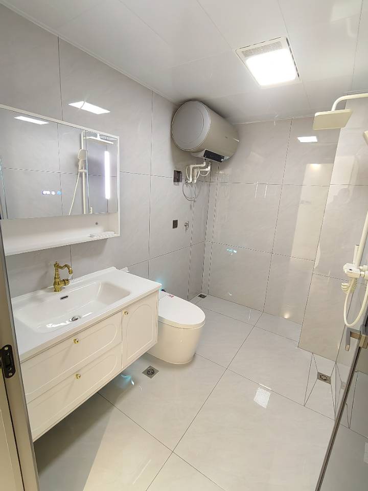 濱尚雅居二期4樓100平精裝60.8萬