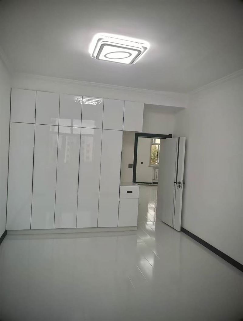 教師公寓精裝婚房出售