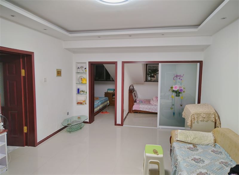 低急賣(mài)閣樓