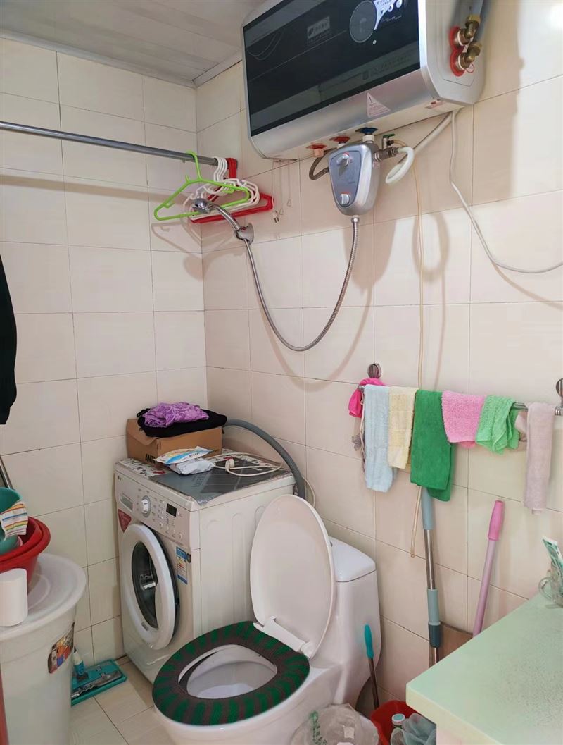 德政附近5樓76平精裝11.8萬