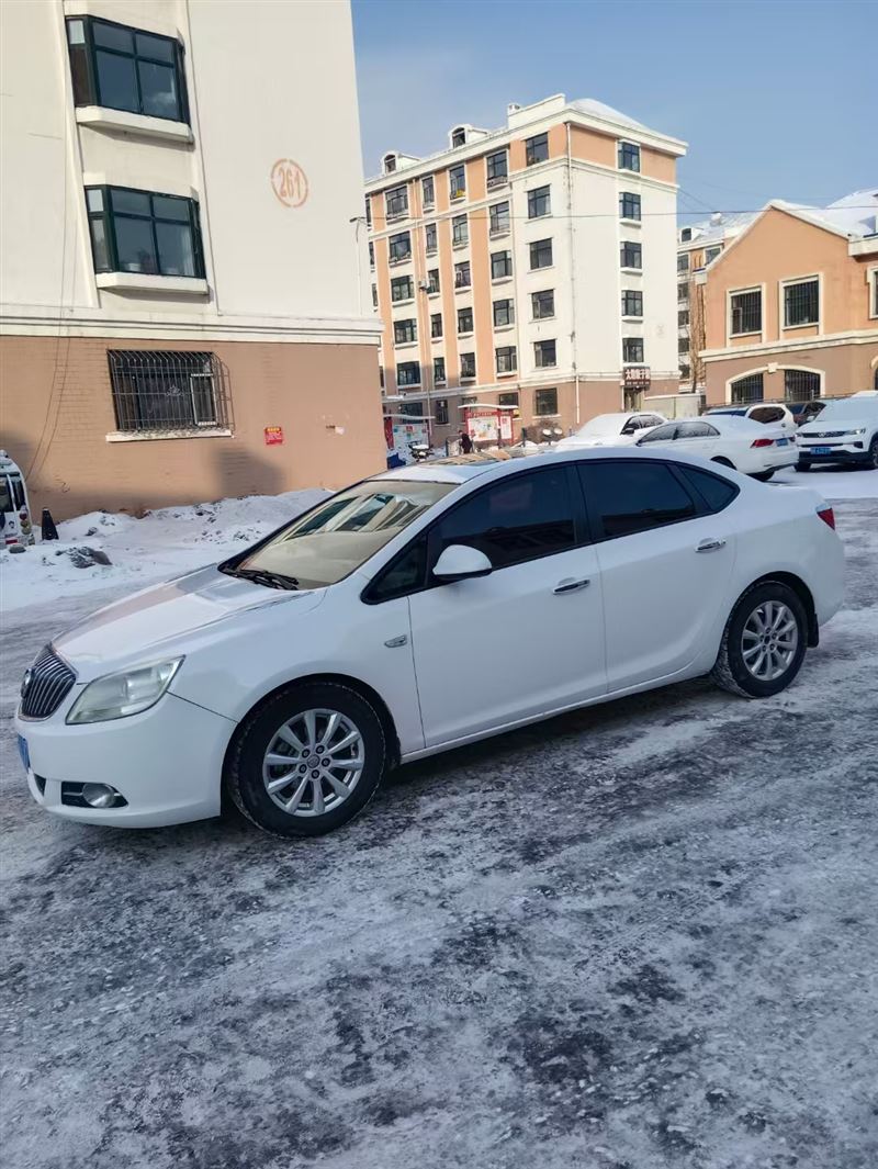 14年英朗GT手動高配原值13萬