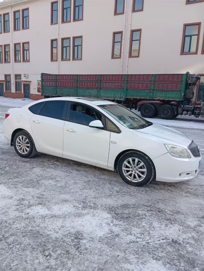 14年英朗GT手動高配原值13萬