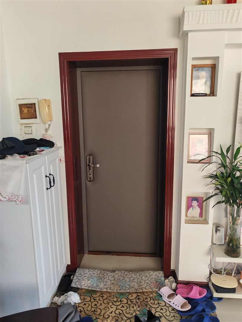 維修銷售門窗一定紗窗一軟包門一指紋鎖