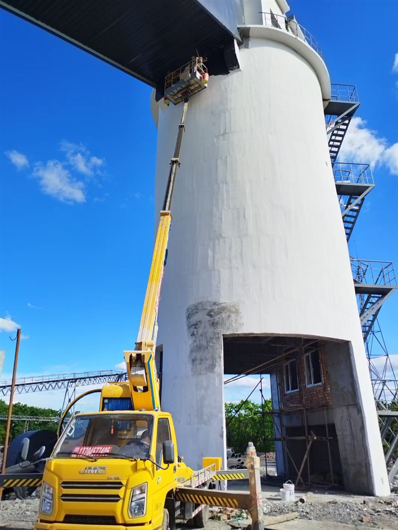 出租高空作業(yè)車，和半截子貨車