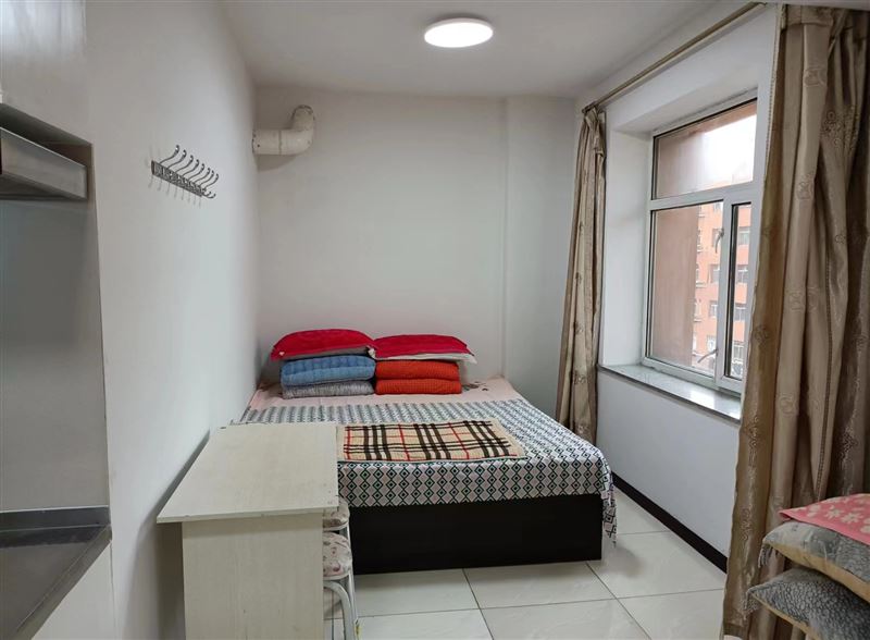 出租萬寶小區(qū)8號(hào)樓4樓