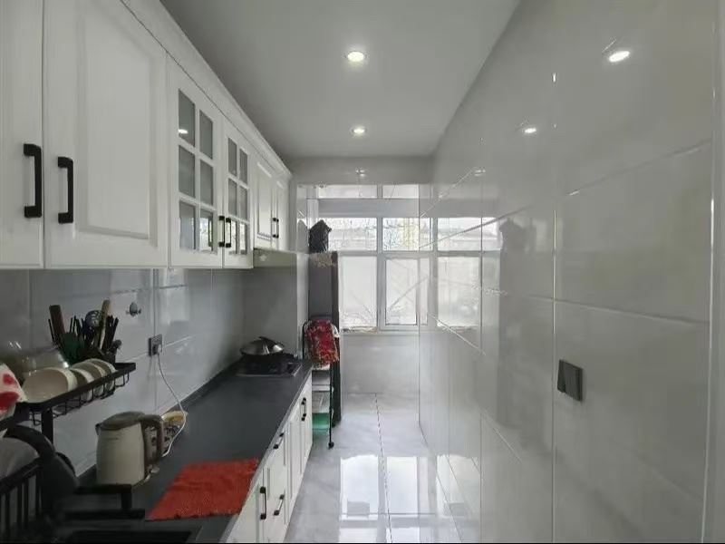 賣逸夫?qū)W區(qū)房