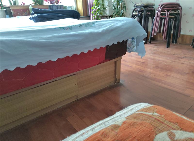 賣雙人床，單人床