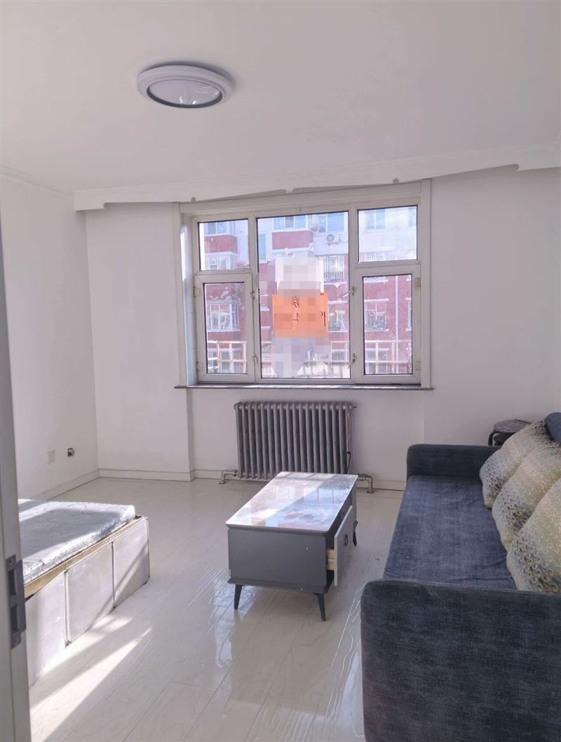 惠民小區(qū)4樓70平16.5萬